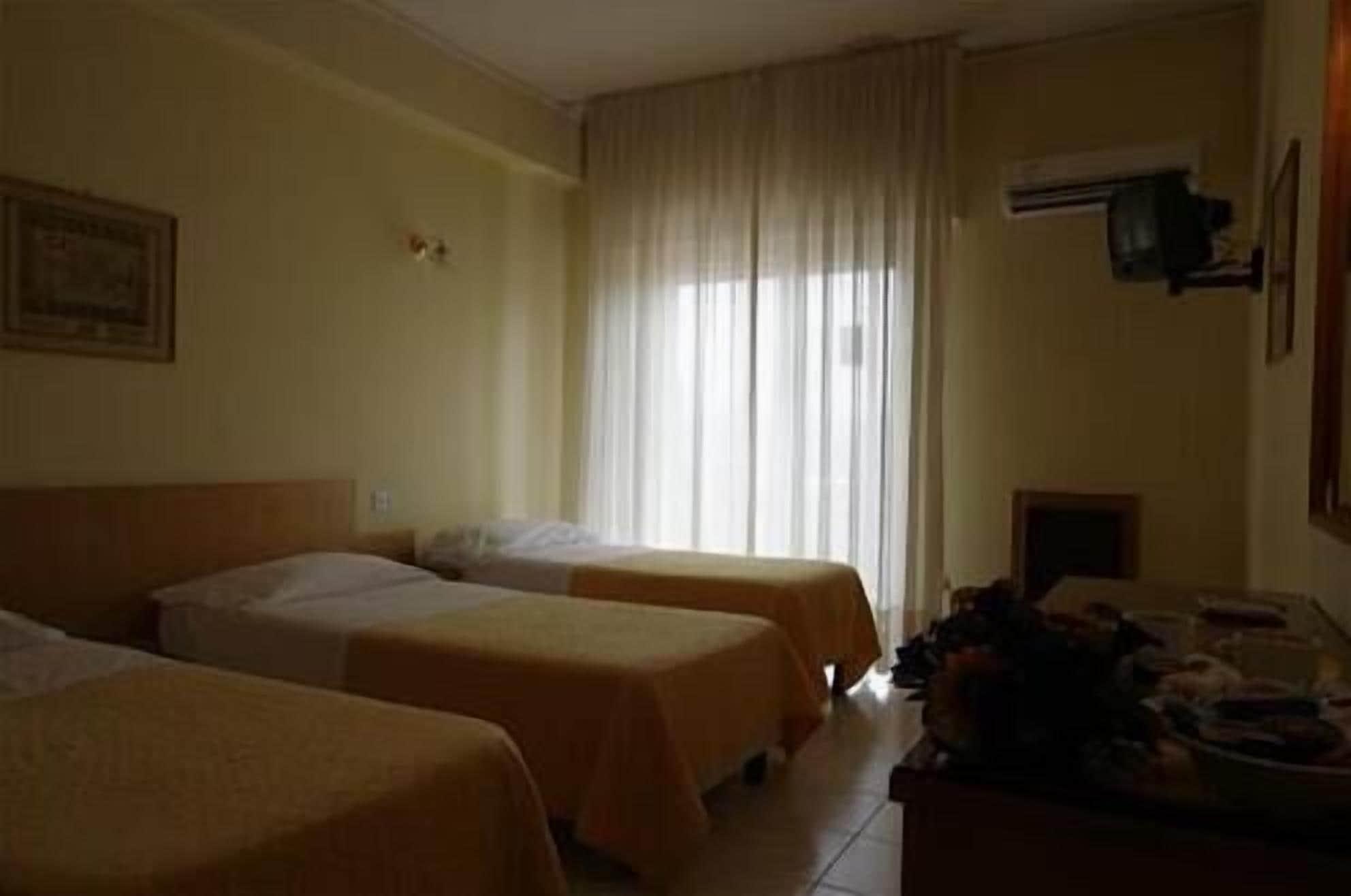 Tennis Hotel Pozzuoli Ngoại thất bức ảnh